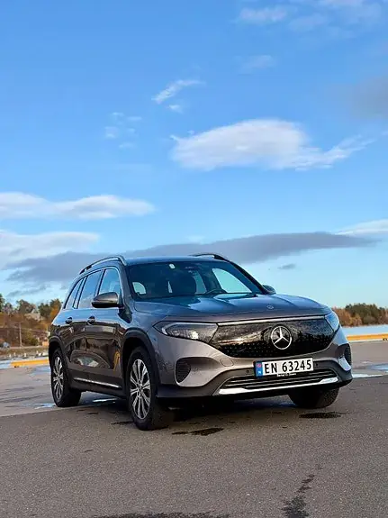 Mercedes-Benz Eqb 300