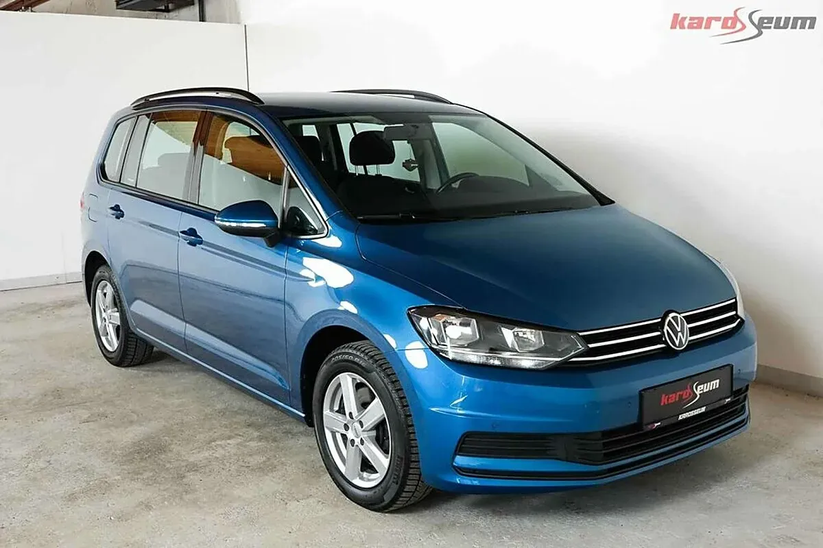 Volkswagen Touran 2021 photo 3