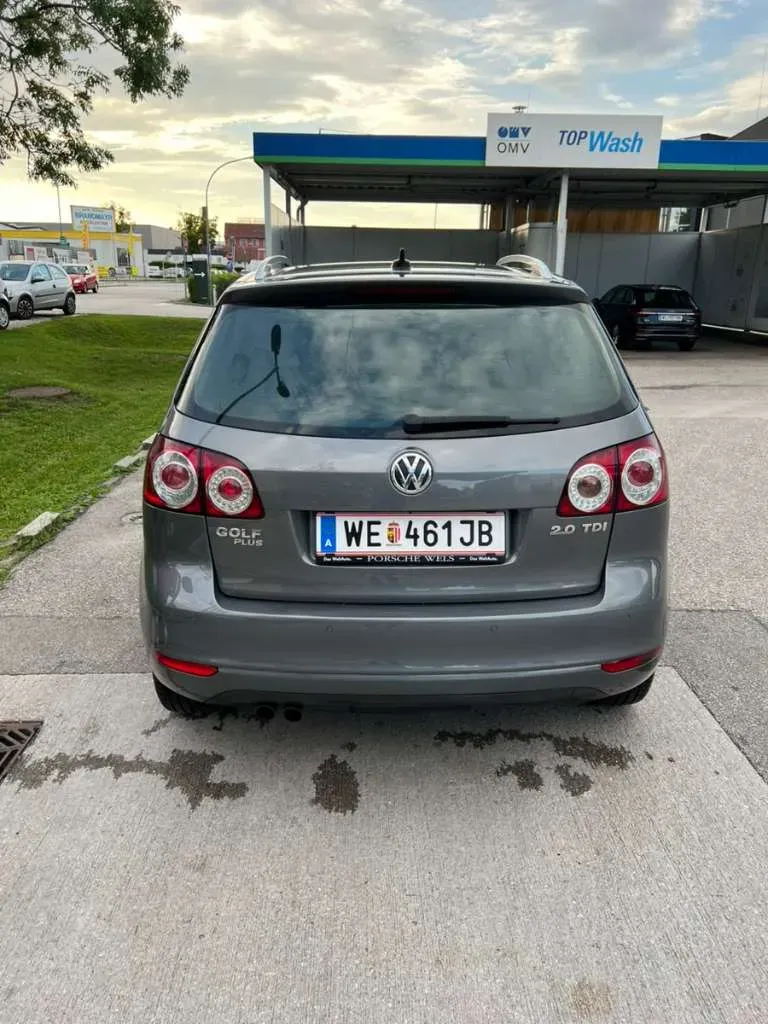 Volkswagen Golf 2009 photo 2