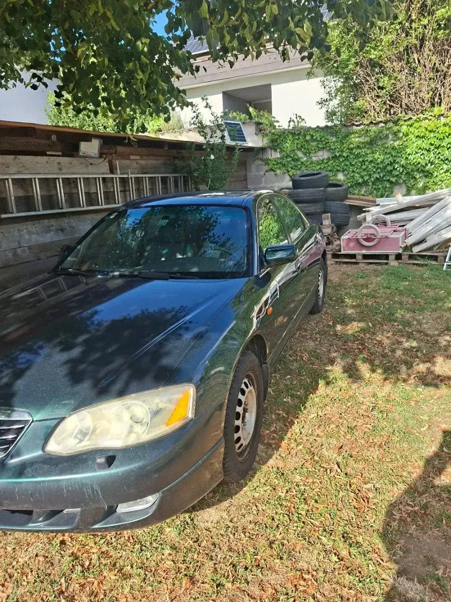 Mazda Xedos 9