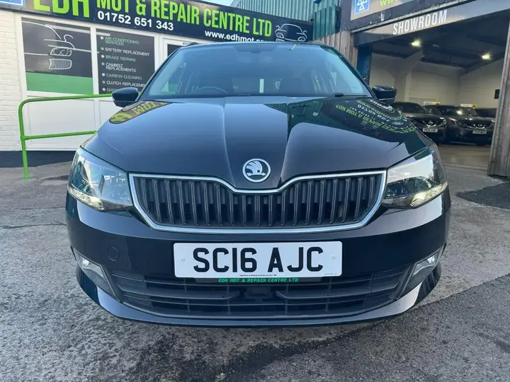 Skoda Fabia 2016 photo 2
