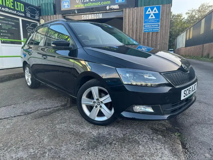 Skoda Fabia 2016 photo 5