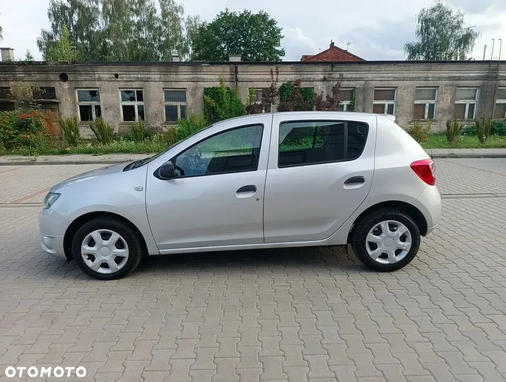 Dacia Sandero 2013 photo 5