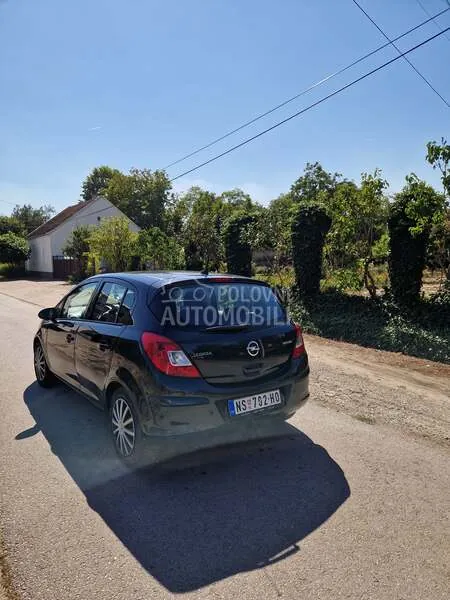 Opel Corsa D 2012 photo 4