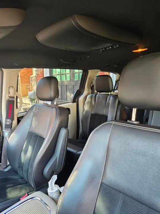 Dodge Grand Caravan 2016 photo 3