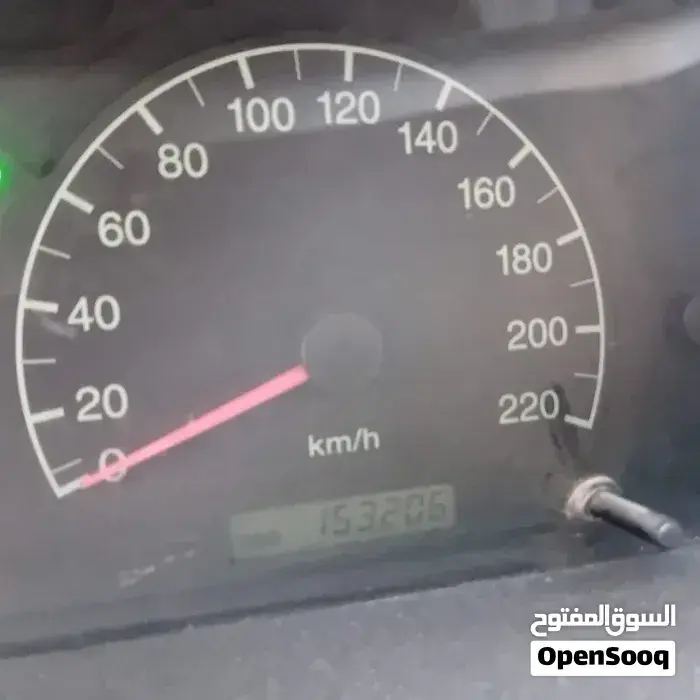 Hyundai Elantra 2002 photo 2