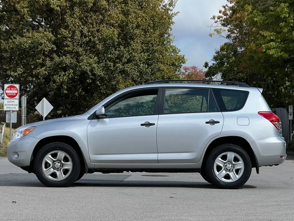 Toyota Rav4 2008 photo 4