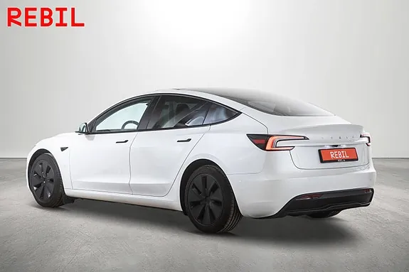 Tesla Model 3 2024 photo 5