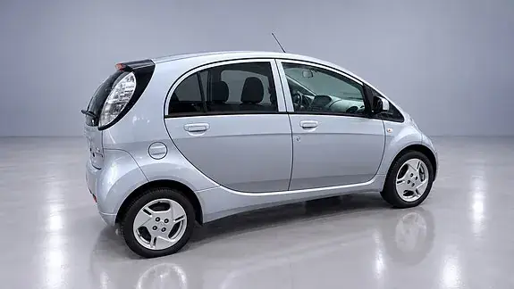 Mitsubishi I-Miev 2012 photo 3