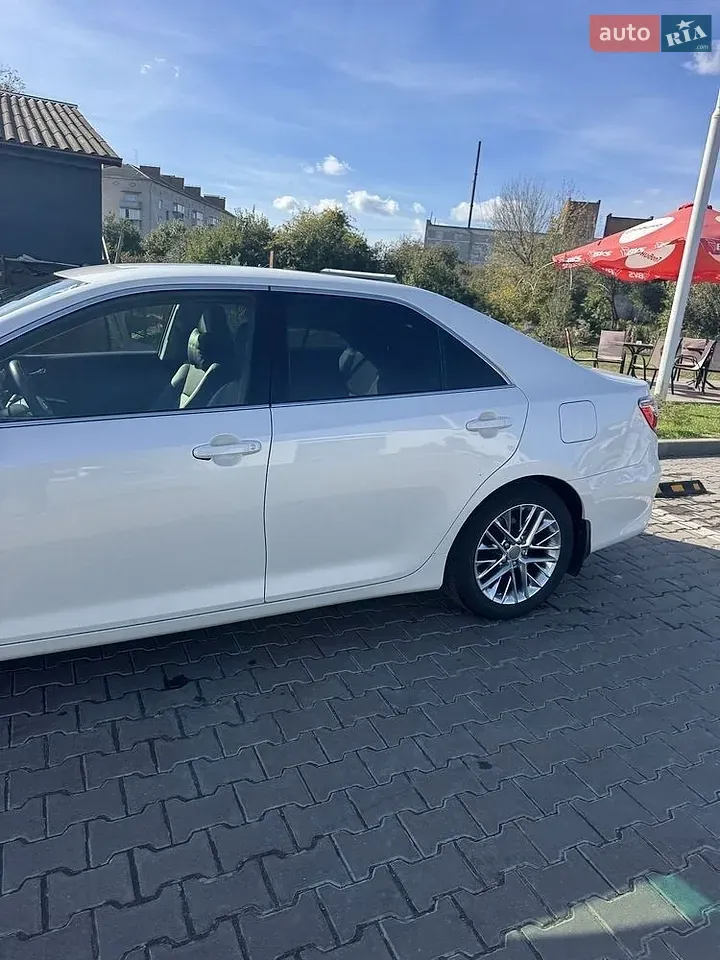 Toyota Camry 2015 photo 4