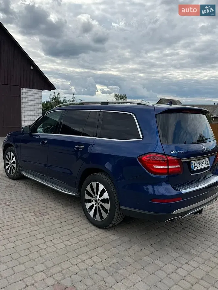 Mercedes-Benz Gls-Class 2018 photo 3