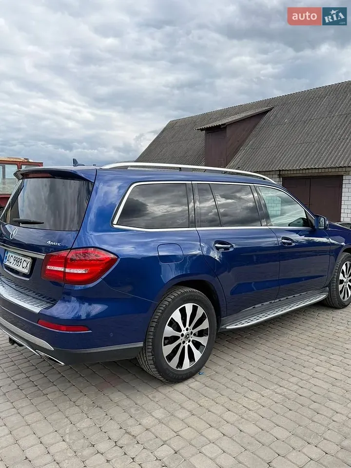 Mercedes-Benz Gls-Class 2018 photo 4