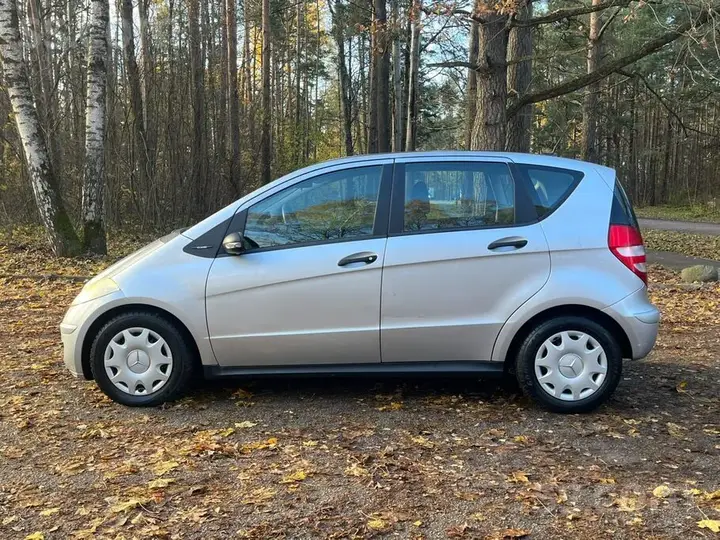 Mercedes-Benz A150 2005 photo 2