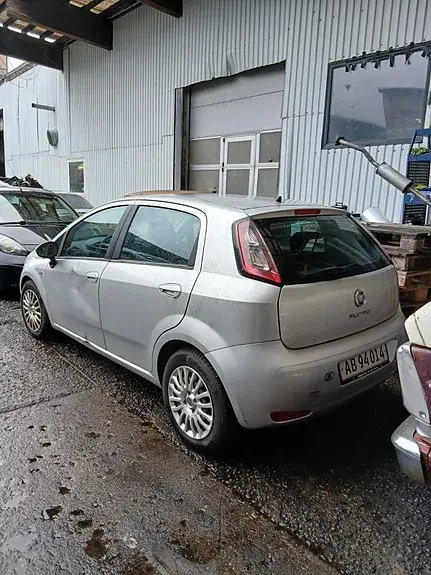 Fiat Punto 2006 photo 2