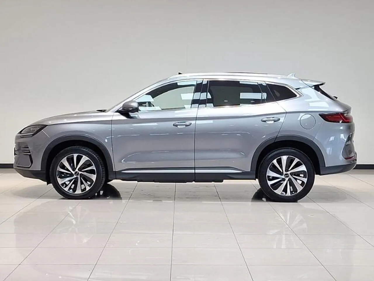 BYD Seal U 2025 photo 4