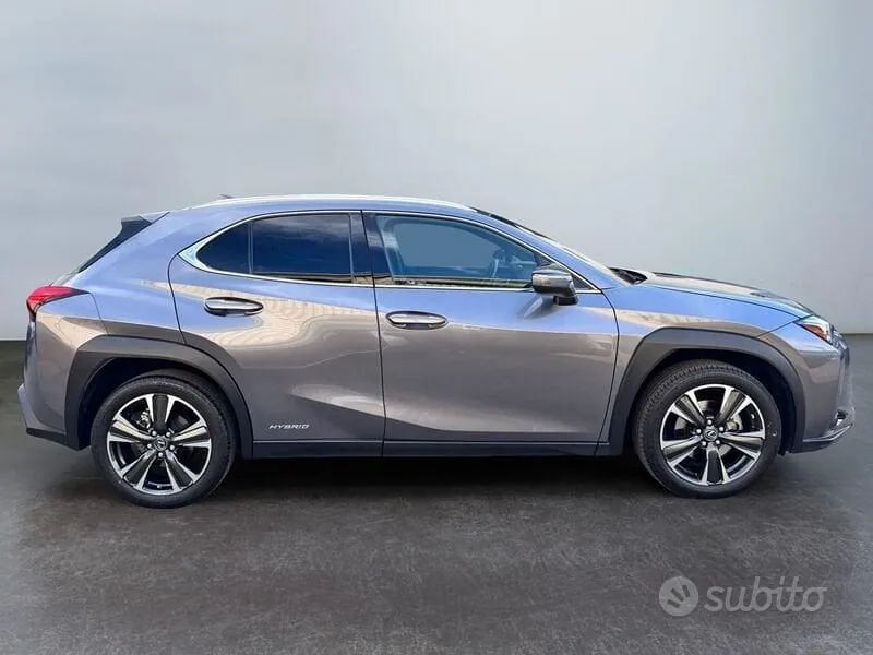 Lexus Ux 2019 photo 5