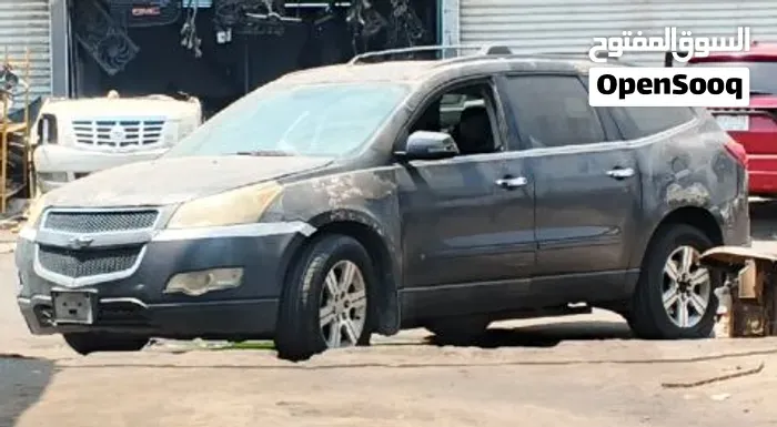 Chevrolet Traverse 2010 photo 2