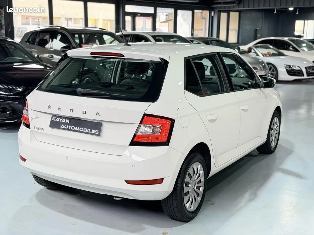 Skoda Fabia 2020 photo 4