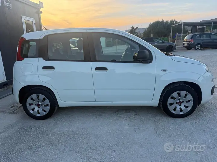 Fiat Panda 2015 photo 4