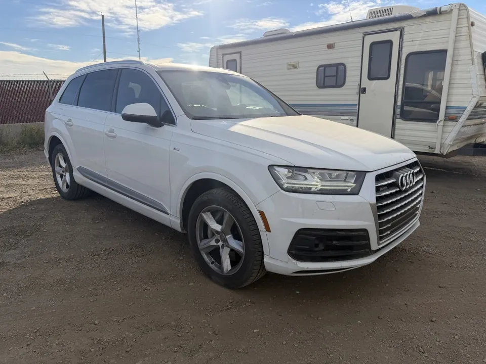 Audi Q7 2017 photo 3
