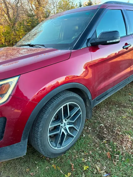 Ford Explorer Sport