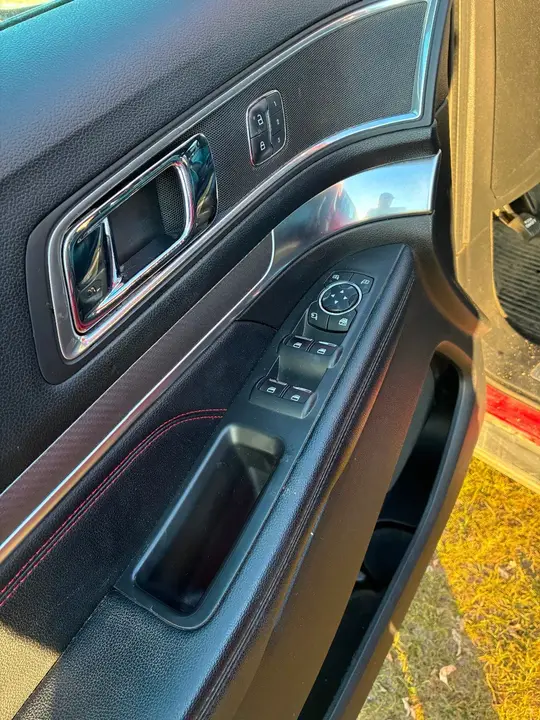 Ford Explorer Sport 2016 photo 5