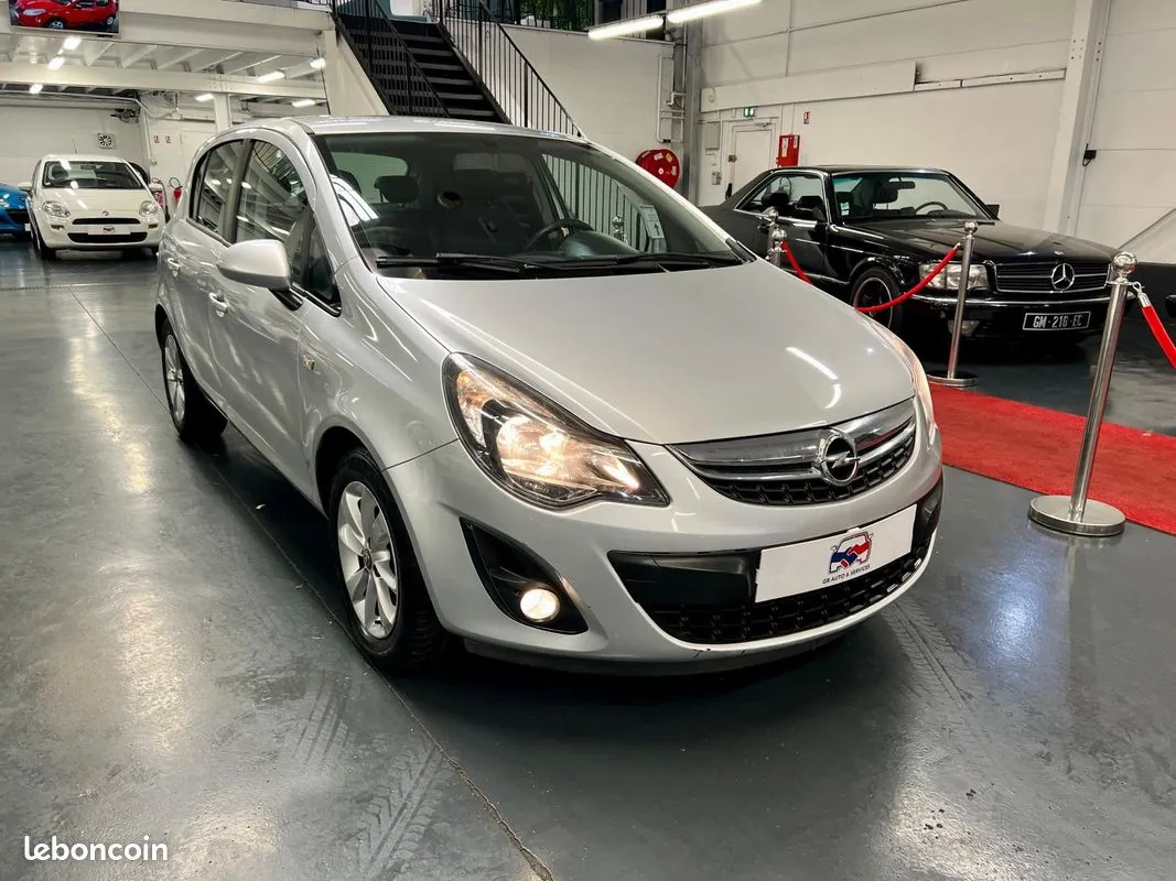 Opel Corsa 2014 photo 2