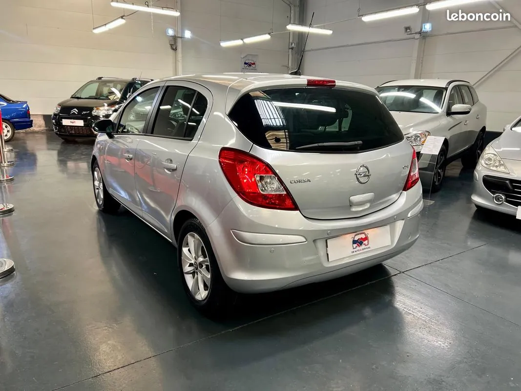 Opel Corsa 2014 photo 4