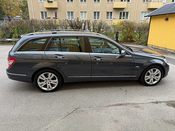 Mercedes-Benz C220 2011 photo 5