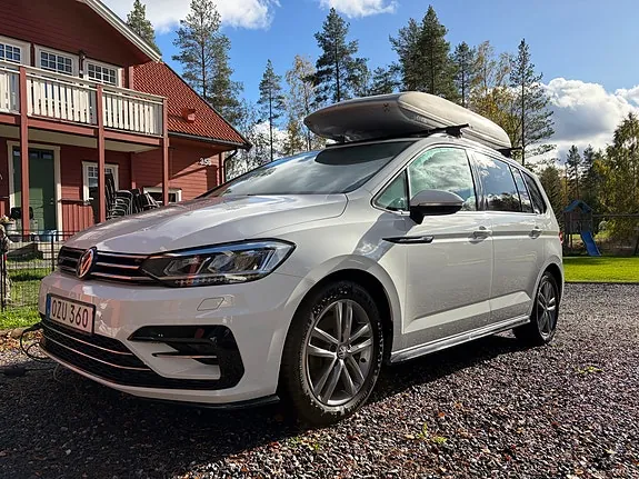 Volkswagen Touran 2019 photo 2