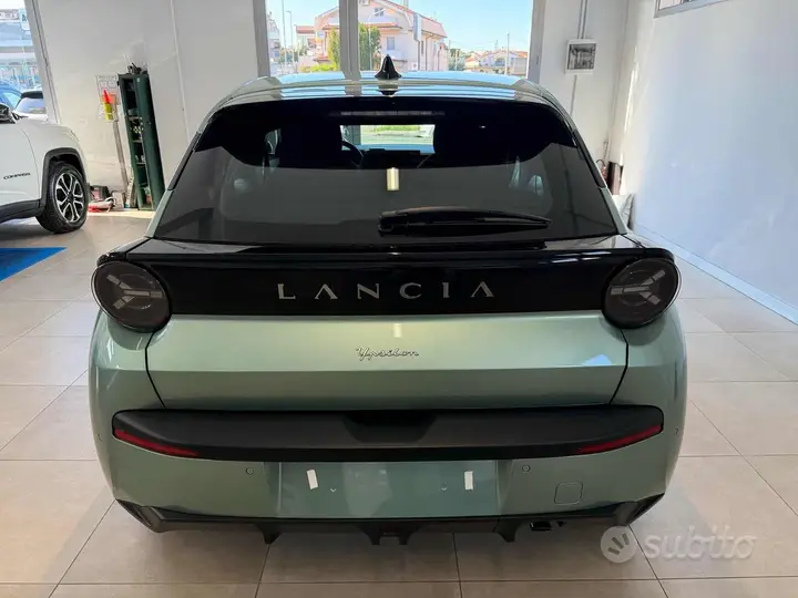 Lancia Ypsilon 2026 photo 2