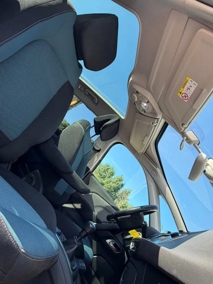 Citroen Grand C4 Picasso 2017 photo 2