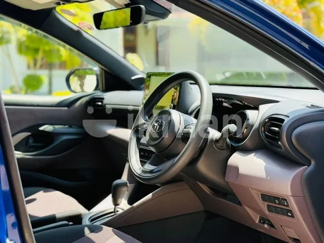 Toyota Yaris 2023 photo 4