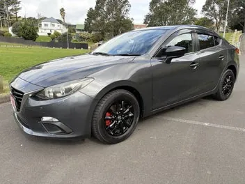 Mazda Axela 2015 photo 4