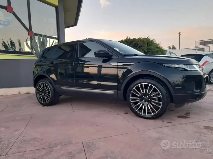 Land Rover Range Rover Evoque 2017 photo 4