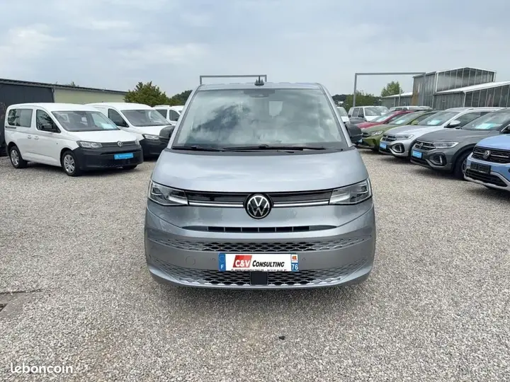 Volkswagen Multivan 2022 photo 2