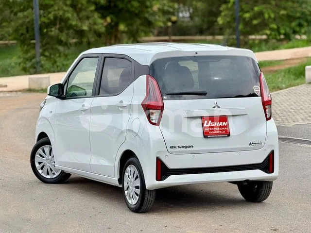 Mitsubishi Ek Wagon 2025 photo 5