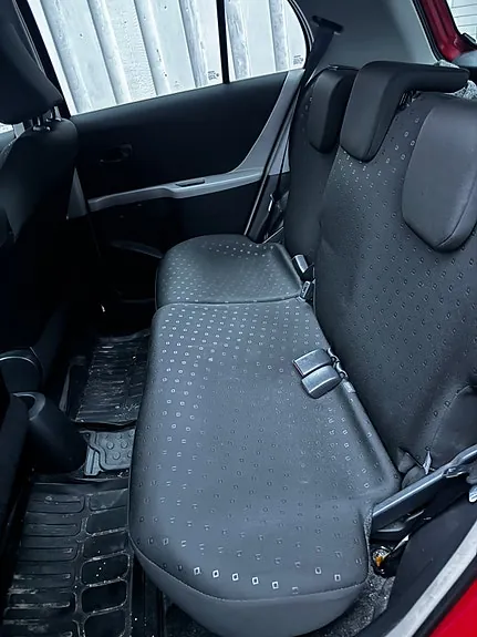 Toyota Yaris 2006 photo 3