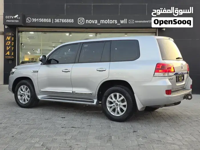 Toyota Land Cruiser 2021 photo 3