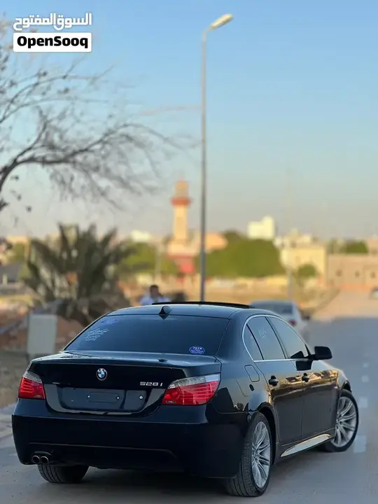 BMW 5 Series 2010 photo 2