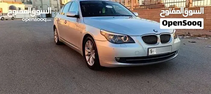 BMW 5 Series 2010 photo 5