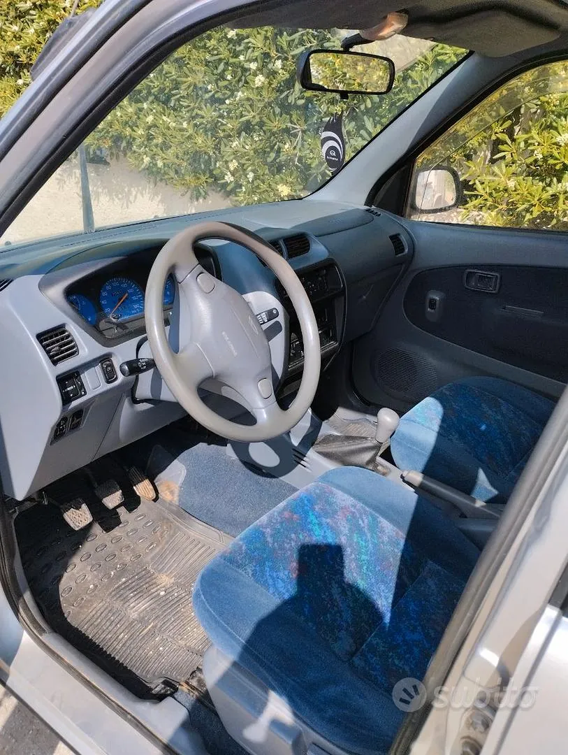 Daihatsu Terios 1999 photo 3