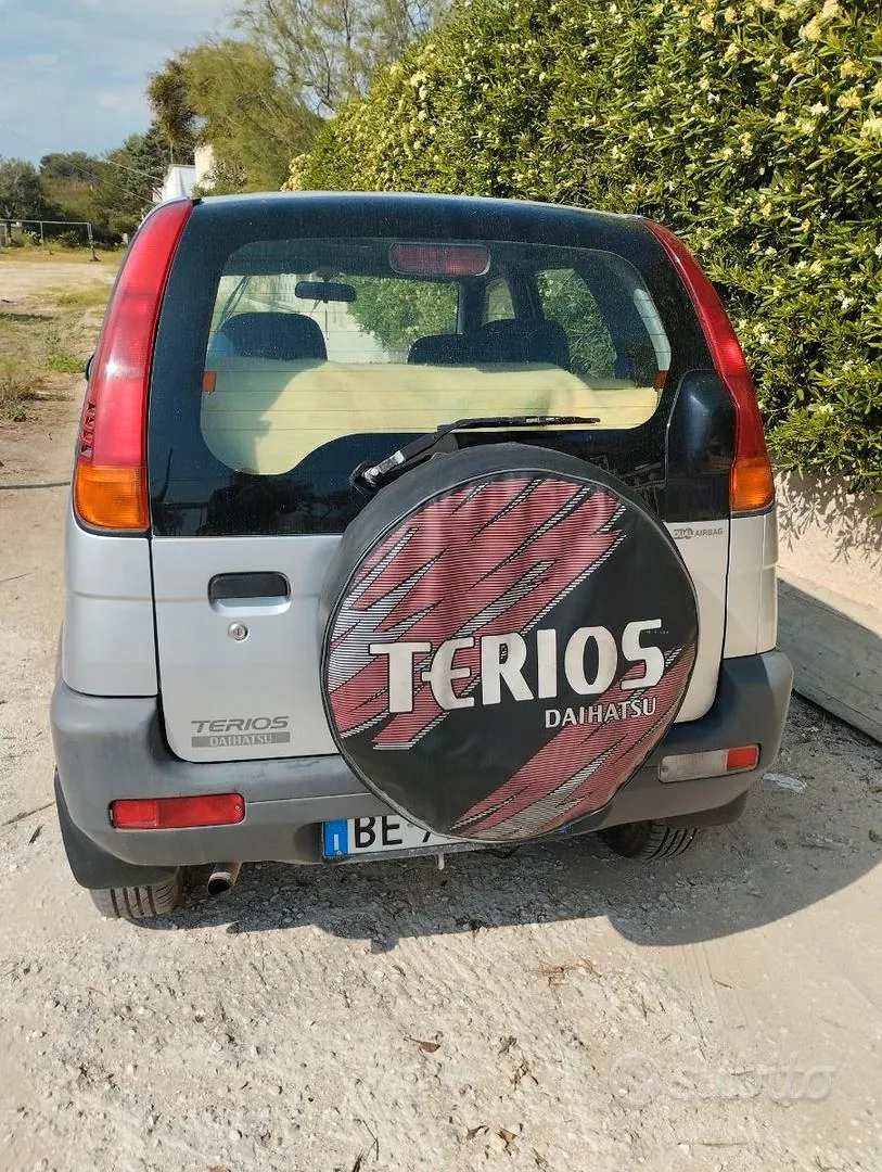 Daihatsu Terios 1999 photo 2