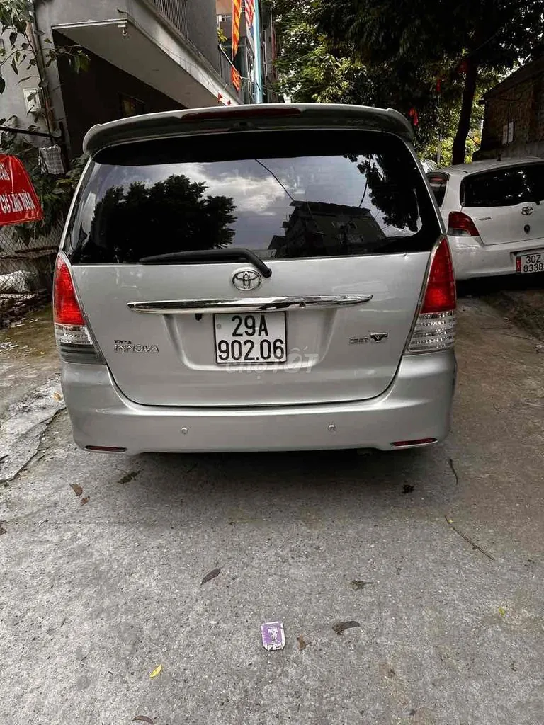 Toyota Innova 2008 photo 3