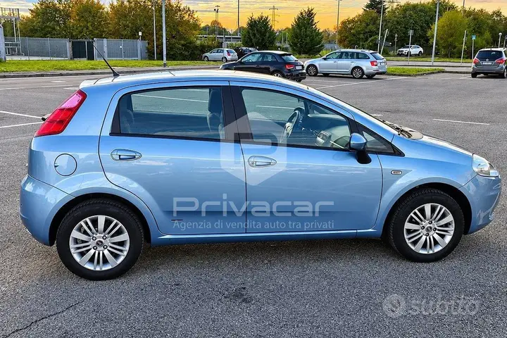 Fiat Grande Punto 2007 photo 4