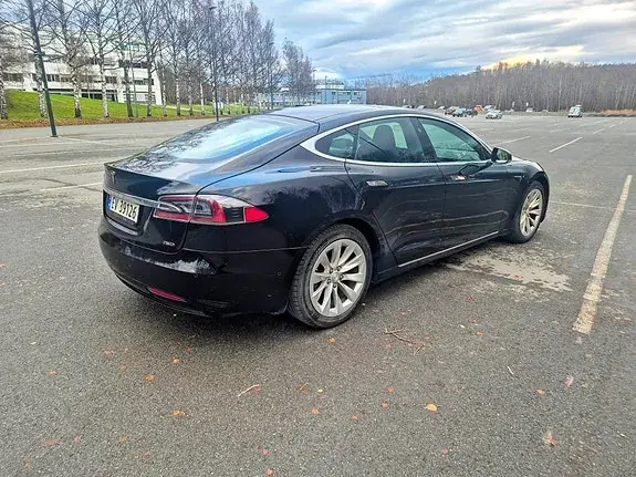 Tesla Model S 2018 photo 4
