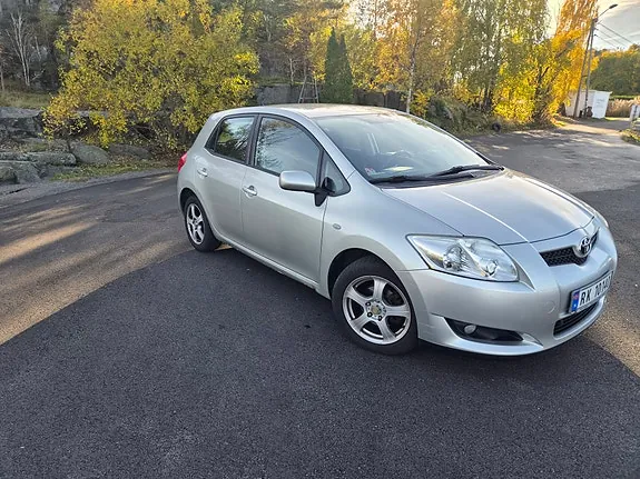 Toyota Auris 2008 photo 3