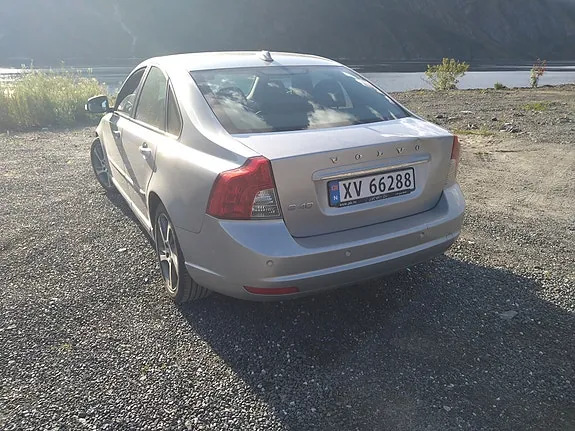 Volvo S40 2012 photo 3