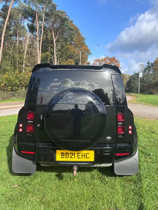 Land Rover Defender 110 2021 photo 5