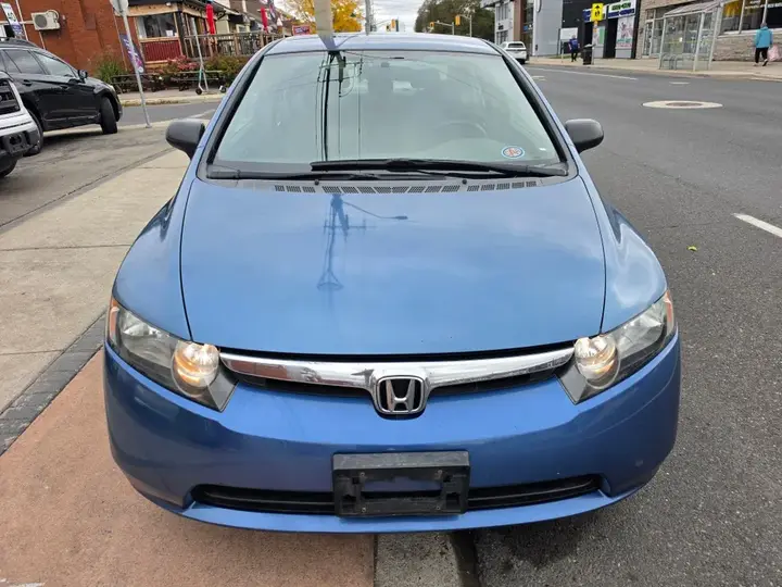 Honda Civic 2008 photo 2